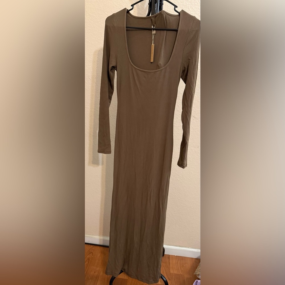 SKIMS Soft Lounge Long Sleeve Dress Oxide Women's Large NWT